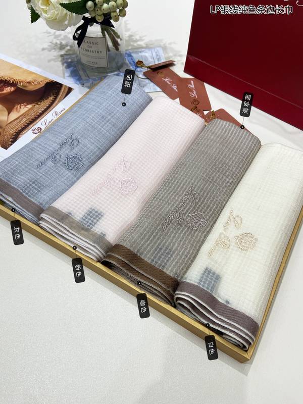 Loro Piana Scarf LPC00055 Loro Piana Scarf LPC00055